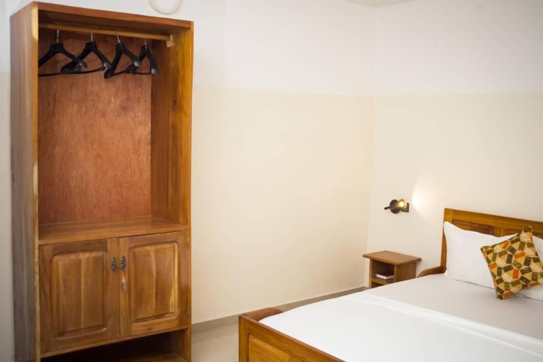 Elogia Hotel Ломе Экстерьер фото