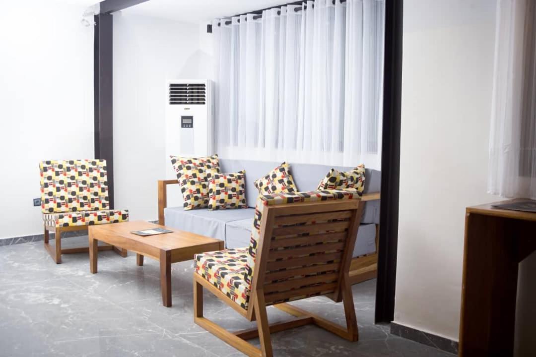 Elogia Hotel Ломе Экстерьер фото