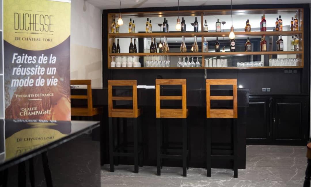 Elogia Hotel Ломе Экстерьер фото